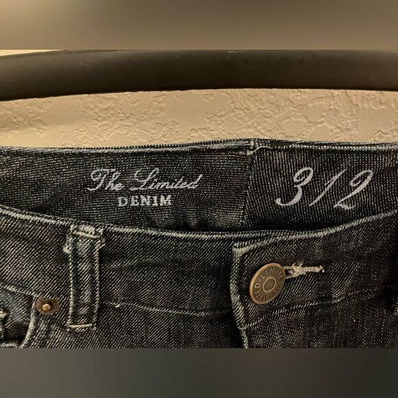 The Limited 312 Capris - Size 4 - Picture 5 of 7